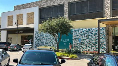 gucci store fort worth tx